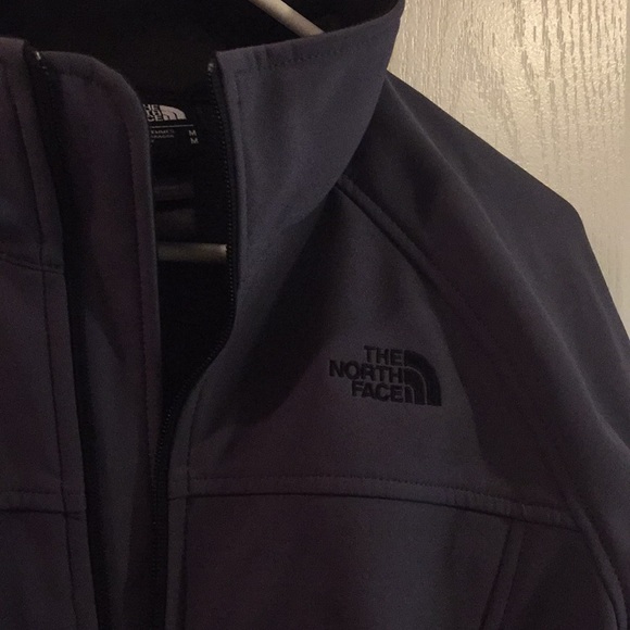 North face jacket - Picture 2 of 4